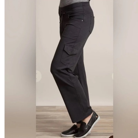 KÜHL MOVA Straight Leg Cargo Pant - Picture 1 of 9